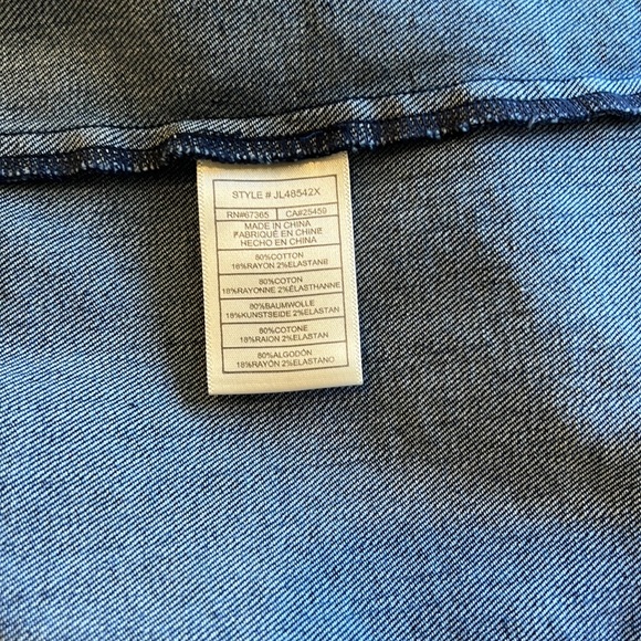 💙NWOT Betsy Johnson Denim Puff Sleeve Dress in Size Small - Picture 6 of 9